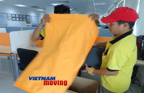 Dịch vụ chuyển nhà chuyển văn phòng Vina Moving tại TPHCM và HÀ Nội