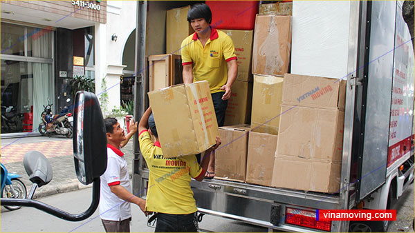 Nhân viên khảo sát Vinamoving - Dịch vụ chuyển nhà trọn gói huyện Bình Chánh - An toàn Nhanh chóng