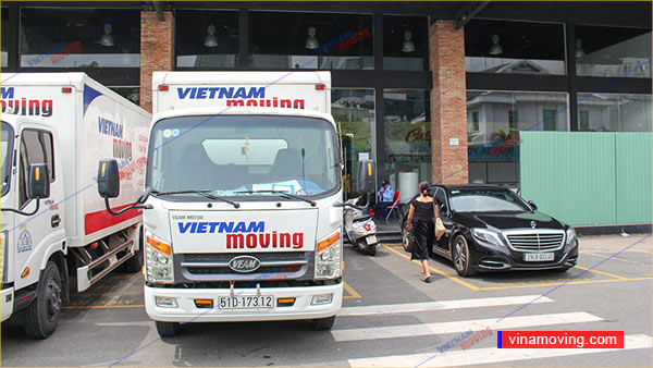 Khách hàng hài lòng khi sử dụng dịch vụ chuyển nhà Vinamoving-Dich vụ chuyển nhà trọn gói huyện Nhà Bè uy tín chuyên nghiệp