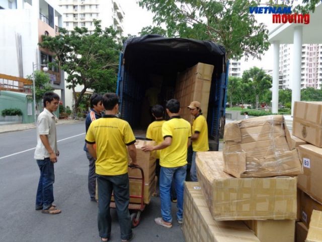 Chở hàng nhanh rẻ với dịch vụ cho thuê xe tải Quận Bình Tân TPHCM
