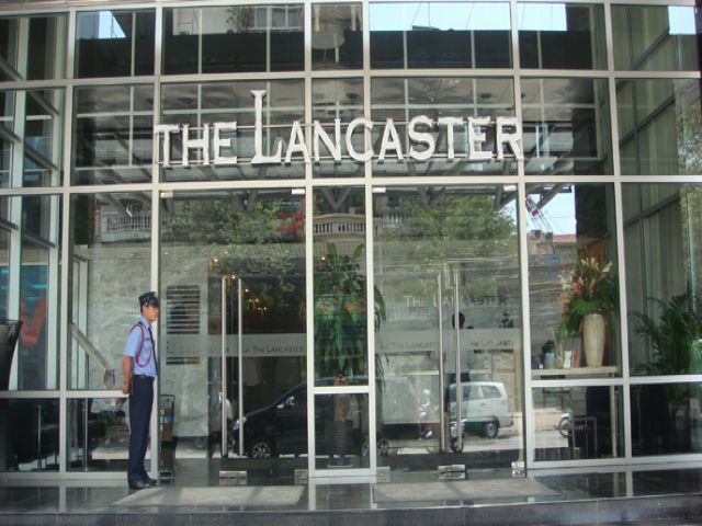 Dịch vụ chuyển nhà trọn gói ở The Lancaster Lê Thánh Tôn 